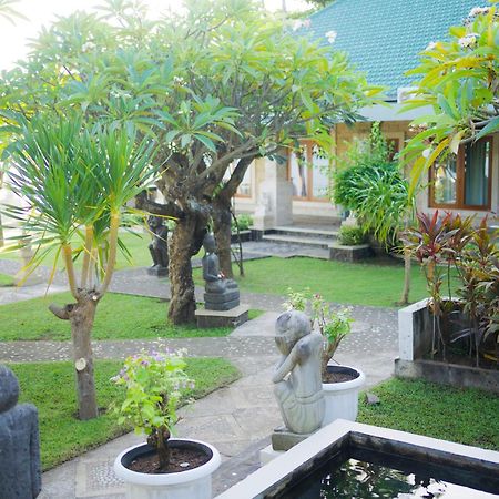 Poinciana Resort Tejakula Exterior foto